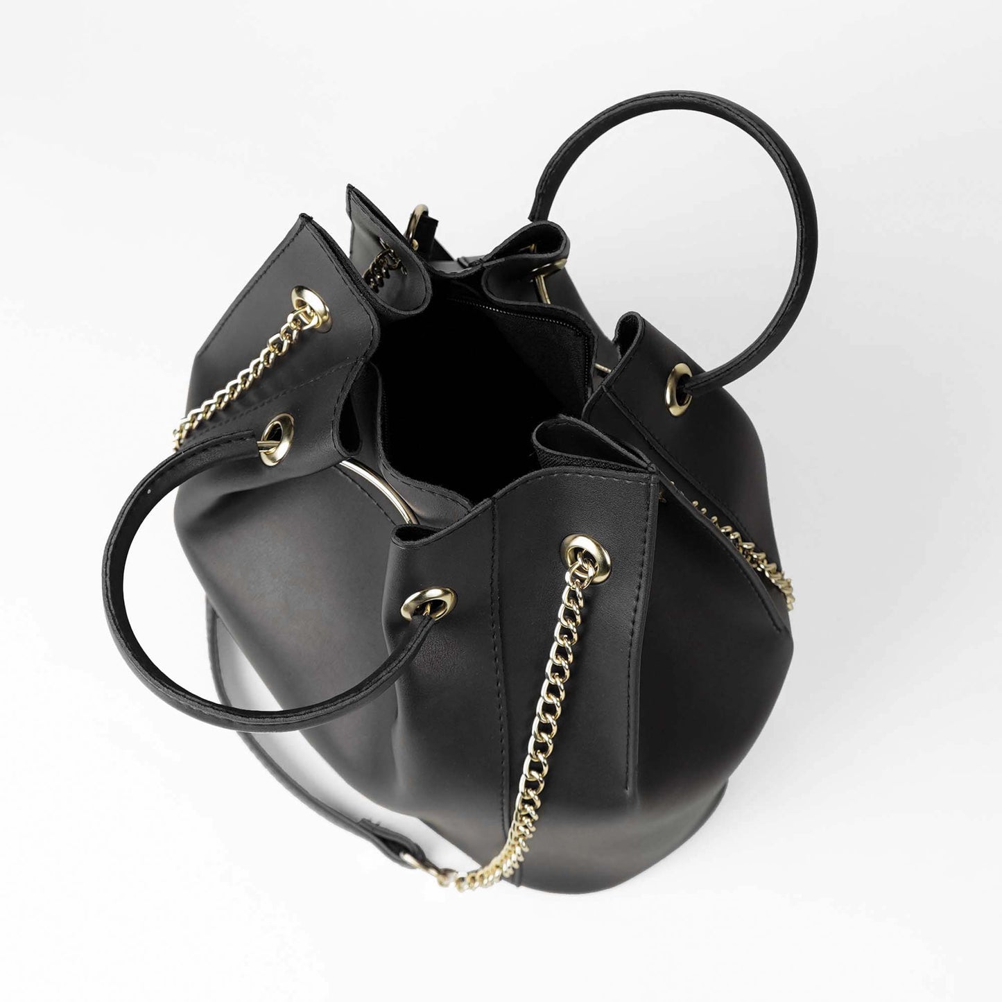 Concave Bag Black